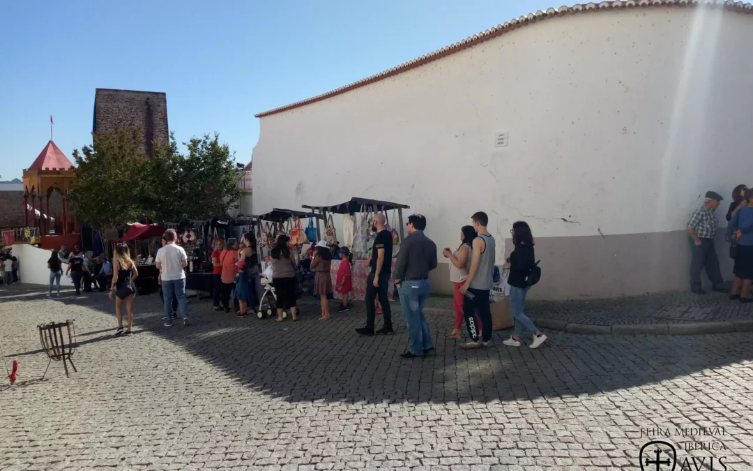 Artesãos e comerciantes locais